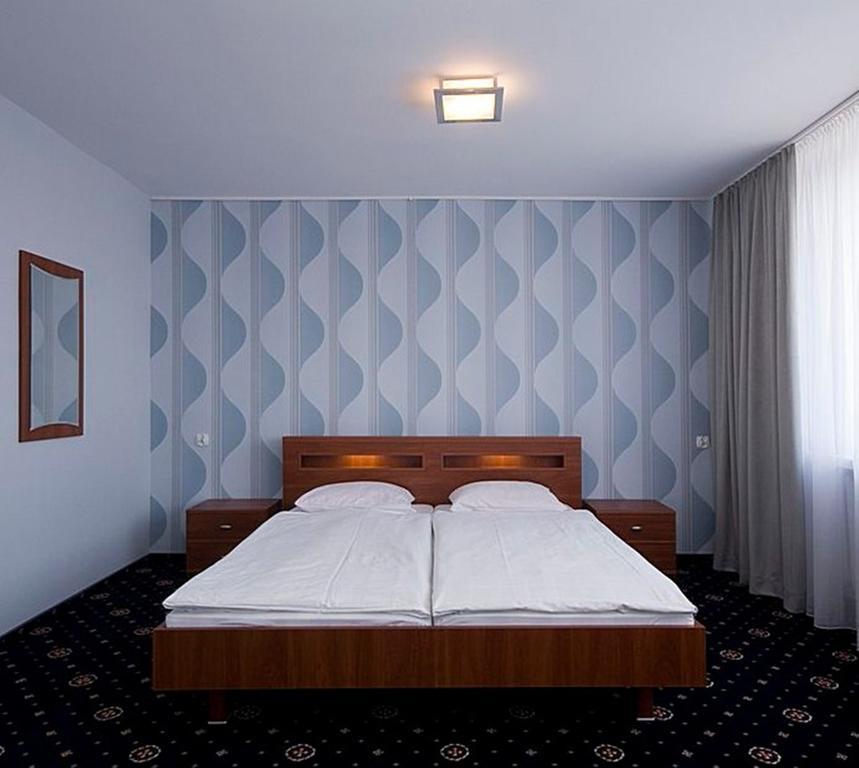 Hotel Naramowice 波兹南 外观 照片